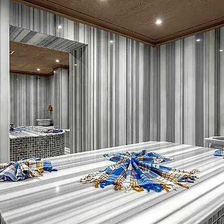 Lara Eyfel Otel 2*