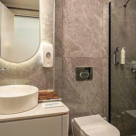 Lara Eyfel Hotel 2*